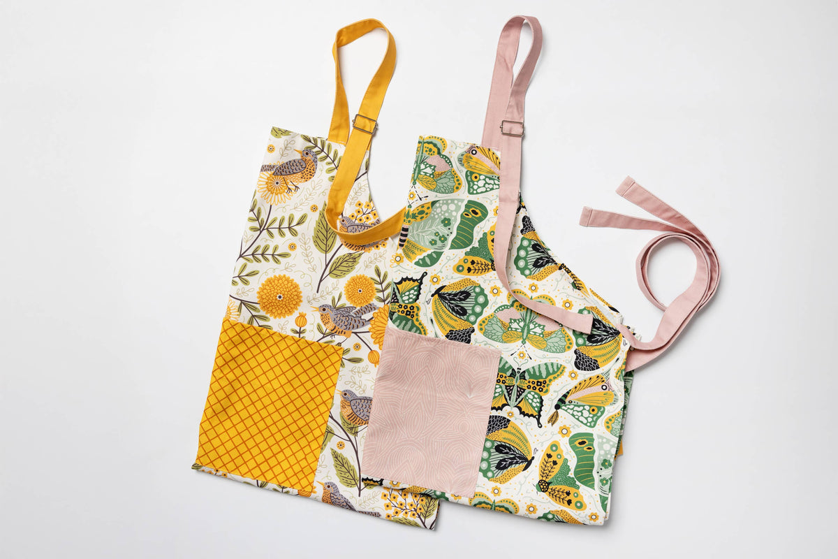 Mums & Robins Apron- Floral Kitchen Linens