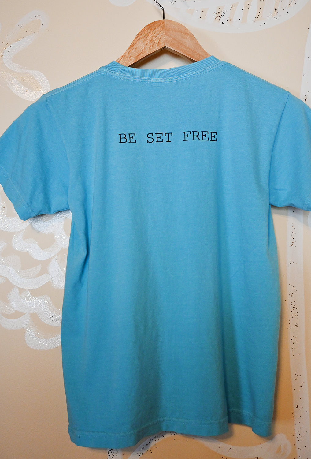 Comfort Colors YOUTH Be Set Free T-shirt.