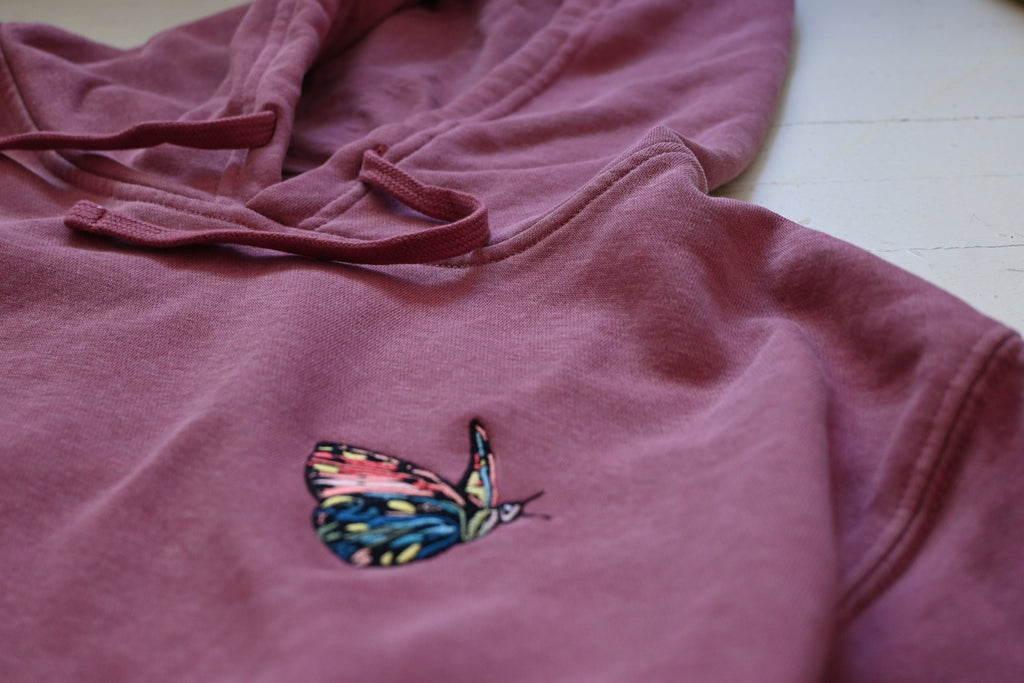 BE SET FREE Unisex pigment-dyed hoodie