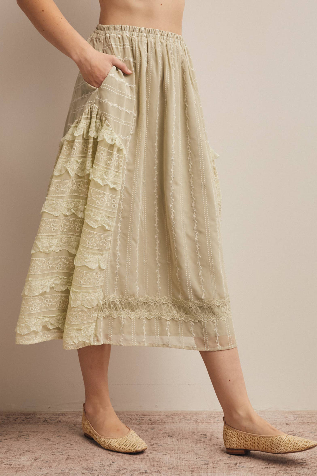 Lace Tiered Midi Skirt